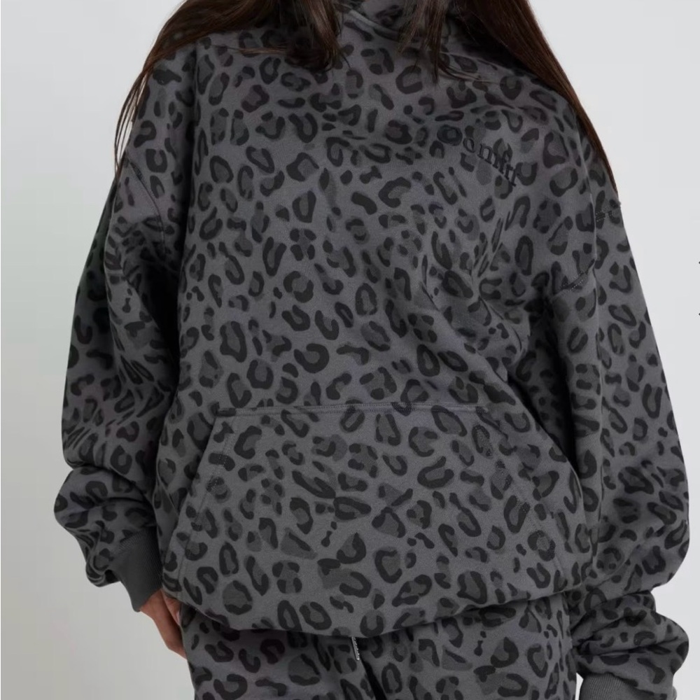 NEW comfrt hoodie